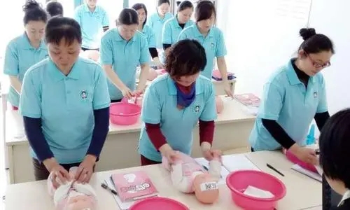 中級育嬰師培訓(xùn)