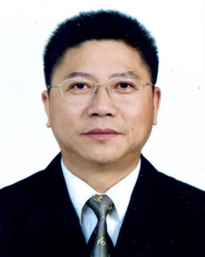 高級(jí)實(shí)習(xí)指導(dǎo)教師:單濟(jì)賢